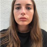 Étudiante recherchant un travail en parallèle de ses études avec un très bon niveau scolaire